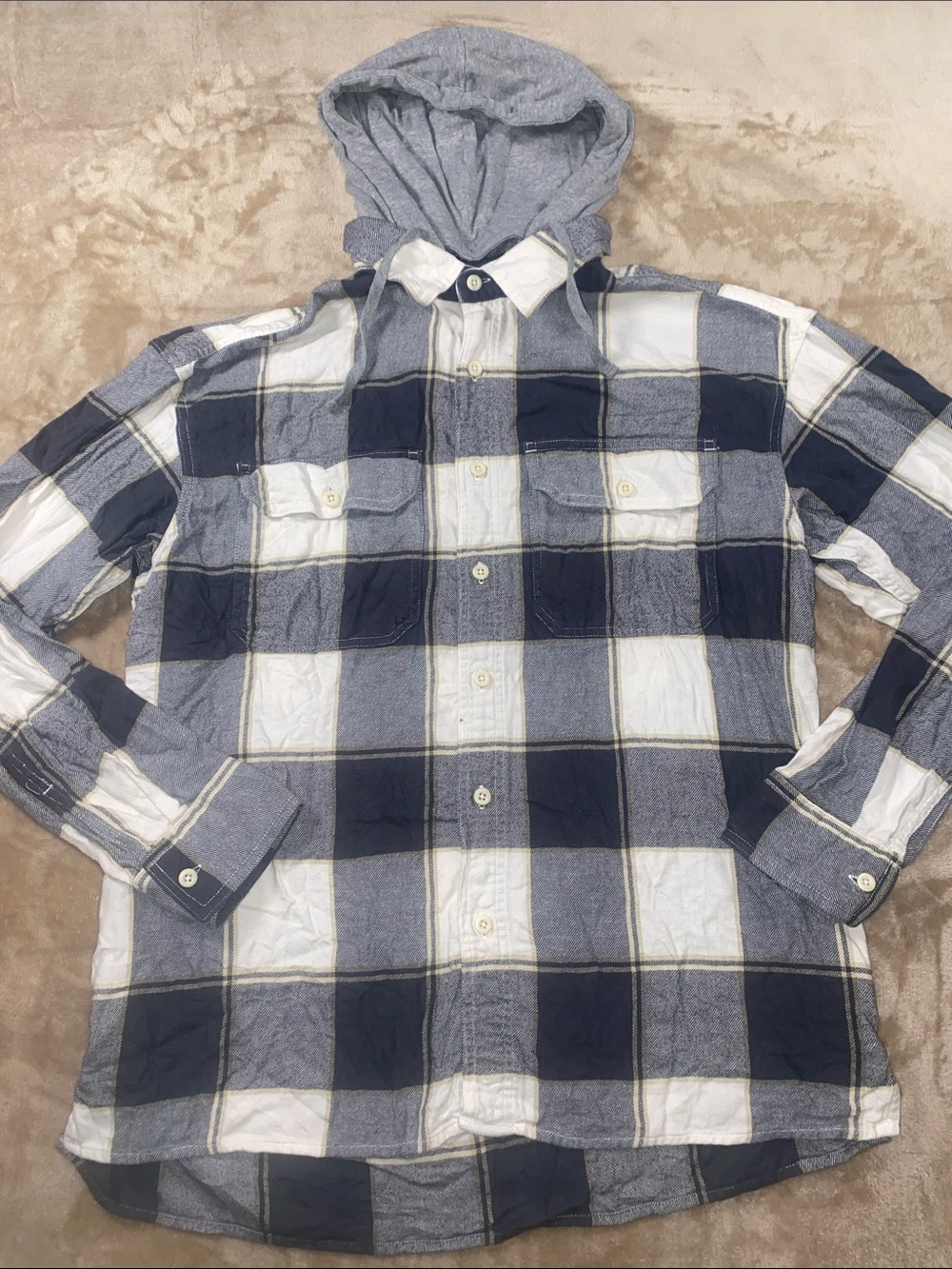 American Eagle Outfitters Men's Plaid Button-Down Shirt with removable hood